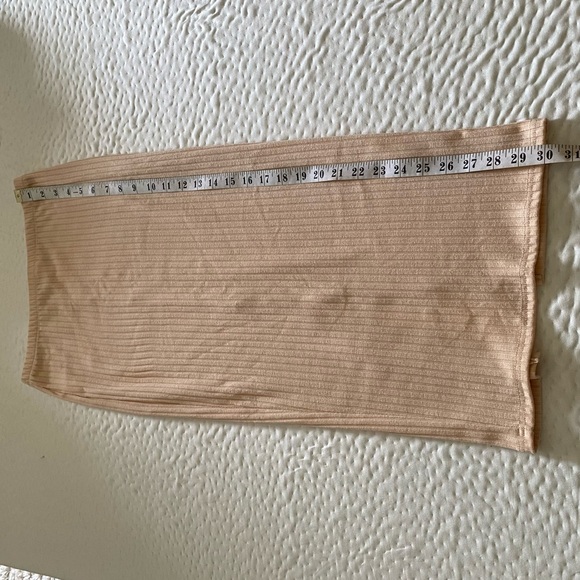 Ribbed Midi Skirt - Picture 5 of 5